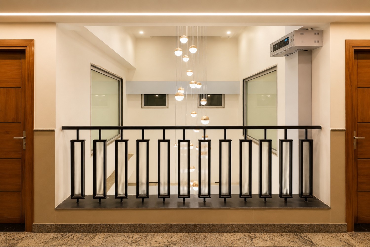 Mazestic Hotel lounge